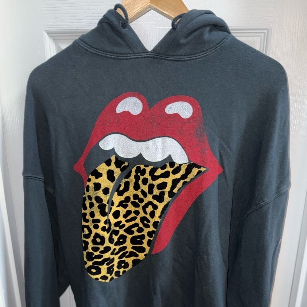 Free People Oversized Rolling Stones Hoodie XS Big Lips Design Rock N Roll Edgy
